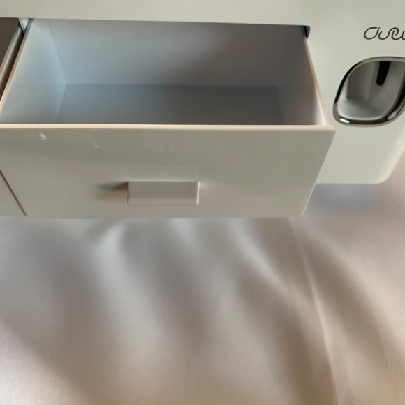 NIB! Four Cup Toothbrush Rack in Blue and White! - Picture 14 of 16